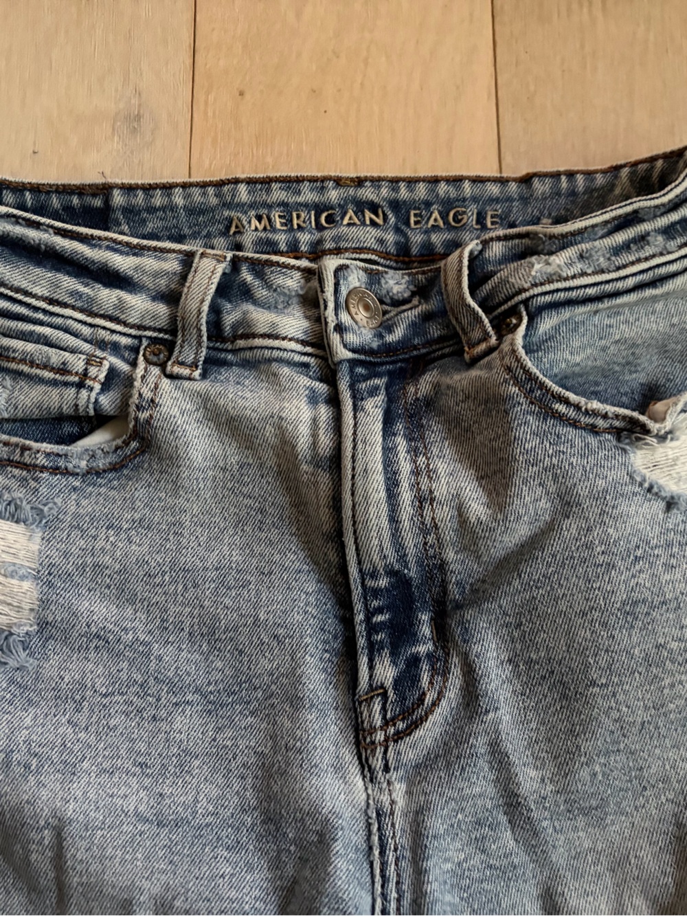 American Eagle Light Blue Mom Jeans